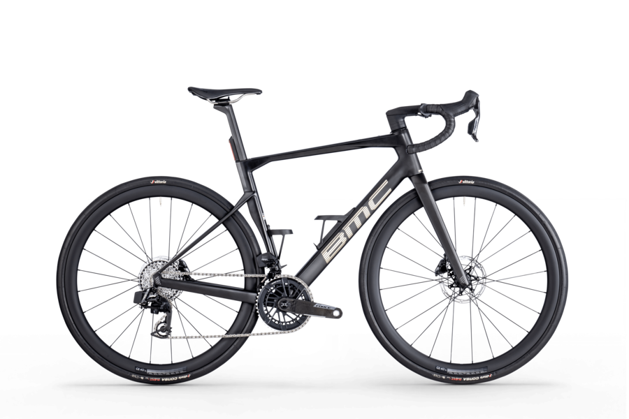 Medium roadmachine 01 three 7999. 